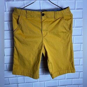 OSHKOSH BOGOSH boys Yellow Shorts/size 14-14A